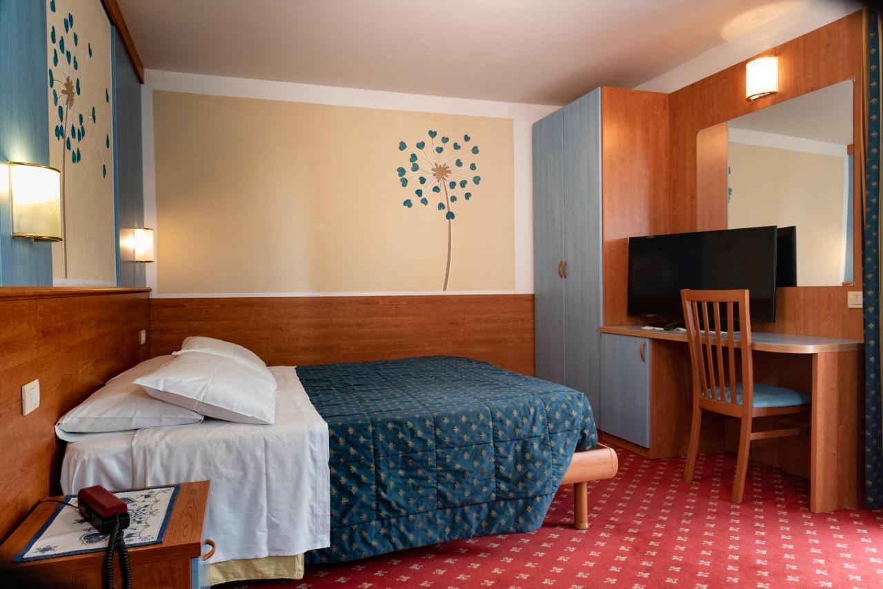 Hotel Londra Slow Living Мольвено Экстерьер фото