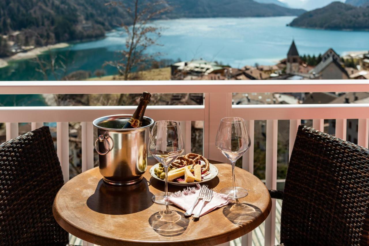 Hotel Londra Slow Living Мольвено Экстерьер фото
