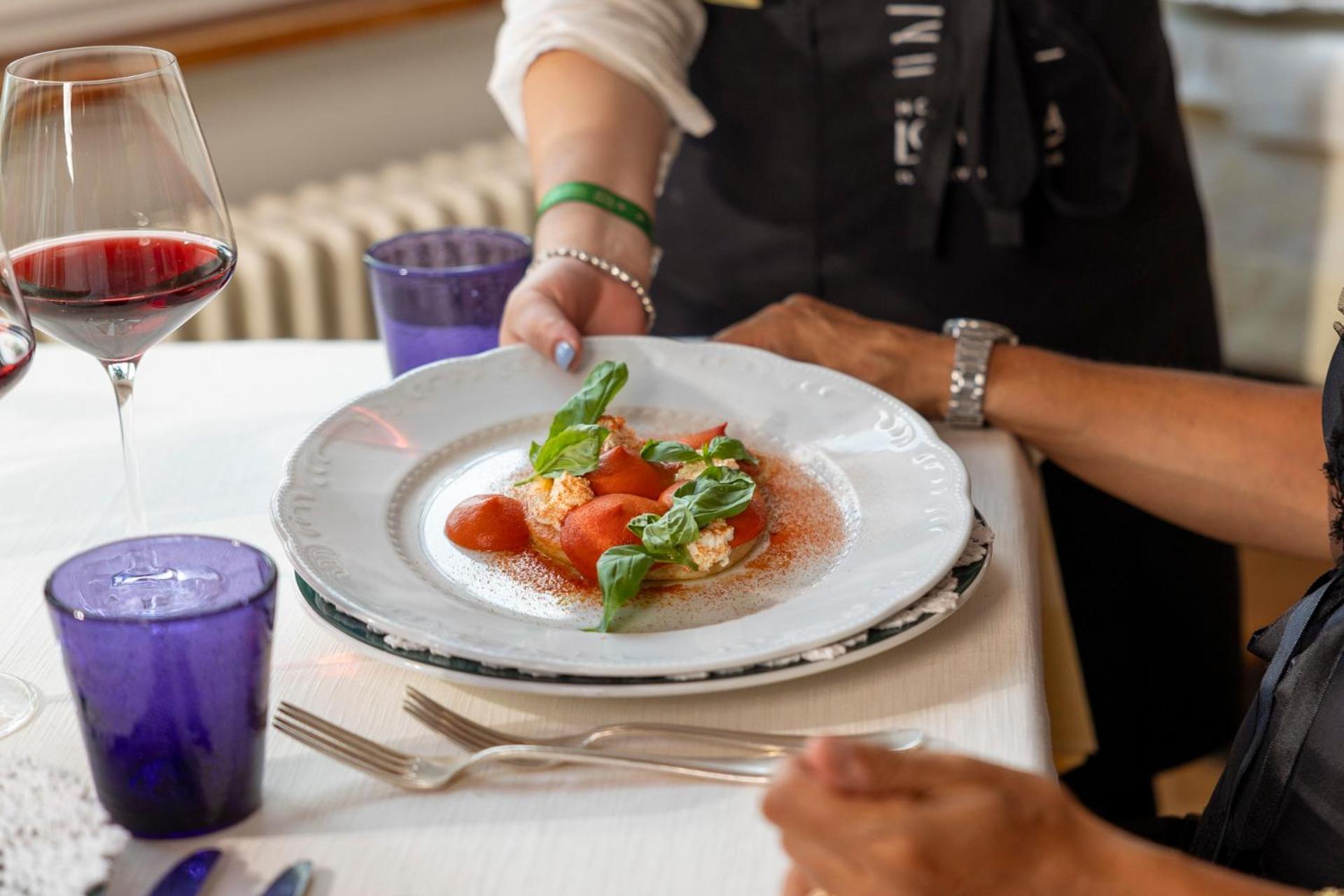 Hotel Londra Slow Living Мольвено Экстерьер фото